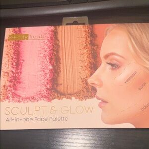 Sculpt & Glow All-in-One Face Palette beautiful colors. Everything you need!!